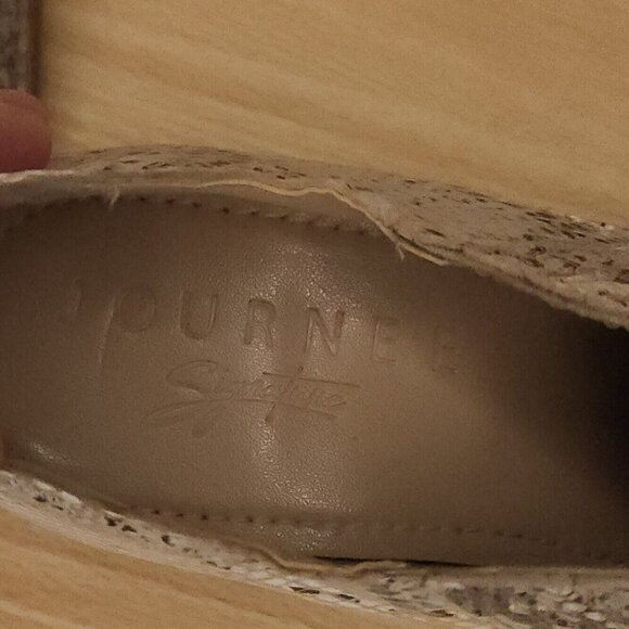 Journee Collection Snake Print Ankle Boots 7 - Picture 7 of 7